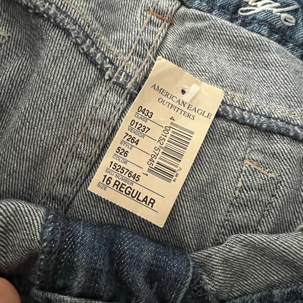 Jeans - Picture 3 of 3